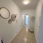 Bright, Spacious Nearby Apartman Ostende