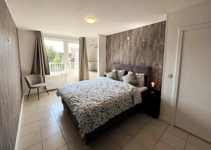 Apartment Bright, Spacious Nearby Ostend