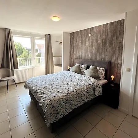 Apartment Bright, Spacious Nearby Ostend